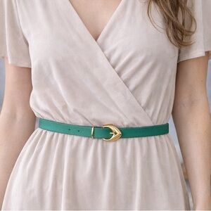 🍀 Green Waist Belt Gold Buckle Slim Belt Adjustable Statement Belt